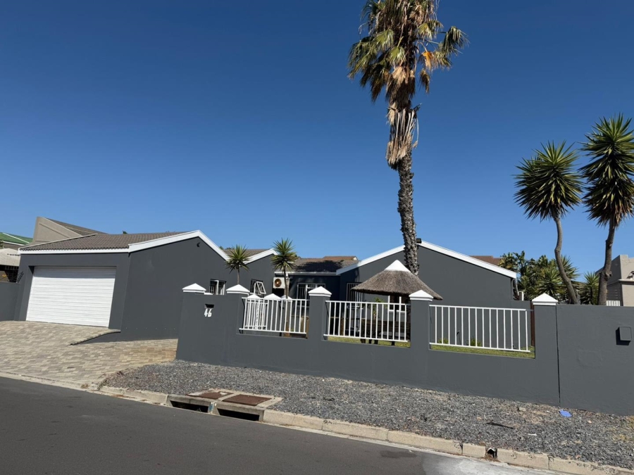 4 Bedroom Property for Sale in Milnerton Ridge Western Cape